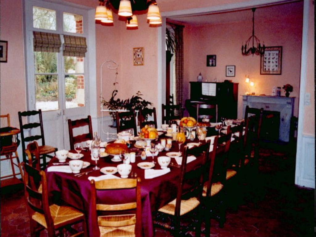 Bed and Breakfast Chez Francine Et Xavier Froissy  Exterior foto